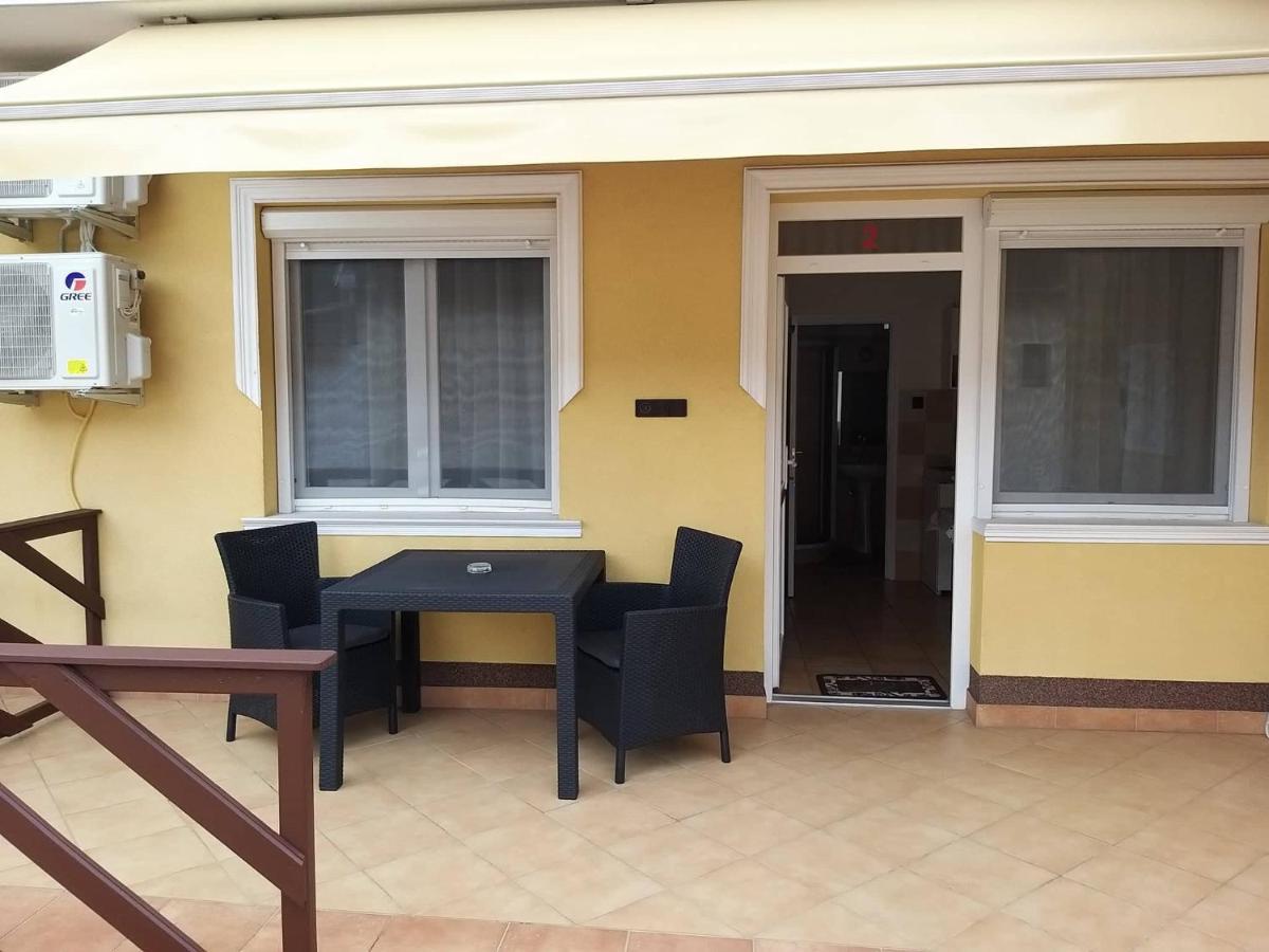 Garden Apartmanhaz 2 Hajdúszoboszló Εξωτερικό φωτογραφία